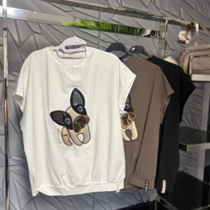 Bluzka bawełniana z ciekawą aplikacja